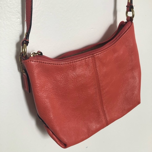 Coach handbag - Picture 2 of 2